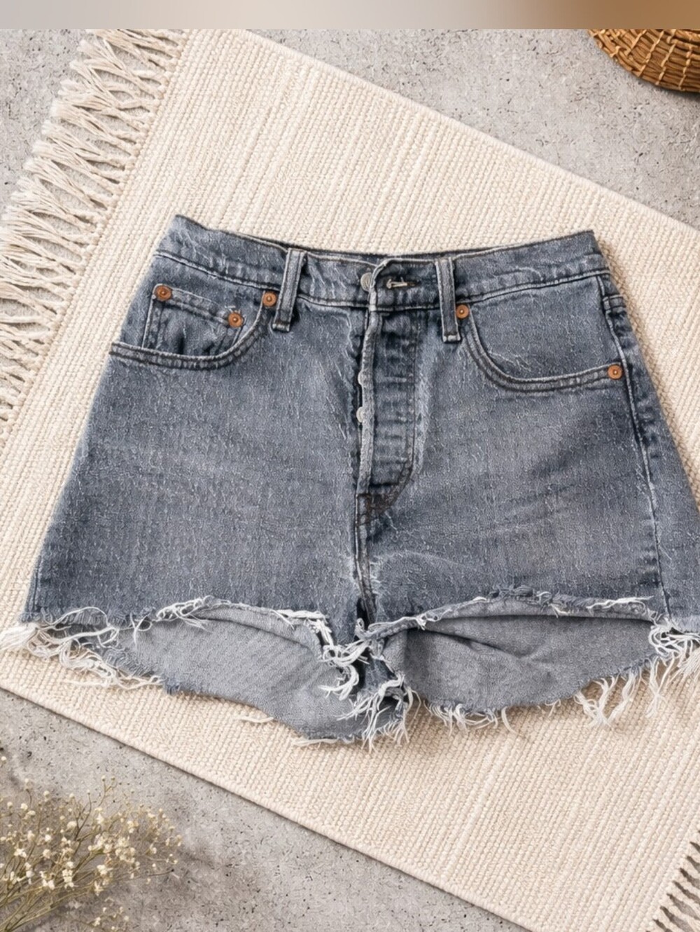 High-Rise Distressed Denim Jean Shorts Black SIZE 25